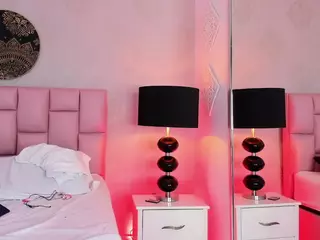 Ashley-Bruce's Live Sex Cam Show