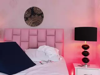 Ashley-Bruce's Live Sex Cam Show