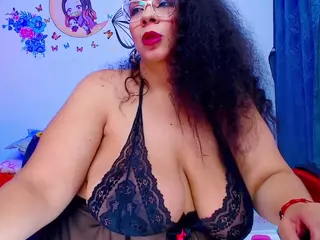 Lyalatin4's Live Sex Cam Show