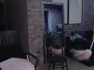 lupita and sarai's Live Sex Cam Show