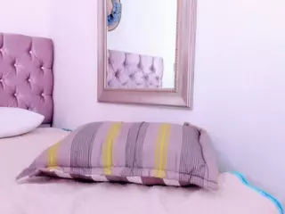 NiickyHot's Live Sex Cam Show