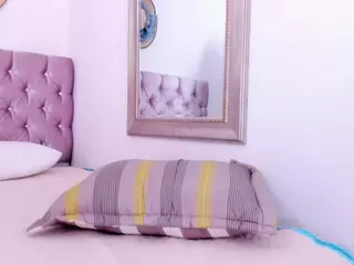 NiickyHot's Live Sex Cam Show