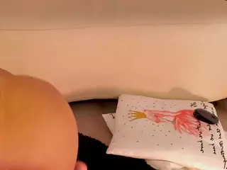 charlottee-08's Live Sex Cam Show
