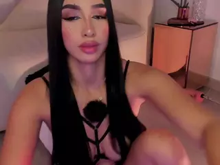 charlottee-08's Live Sex Cam Show
