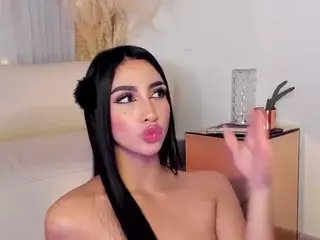 charlottee-08's Live Sex Cam Show