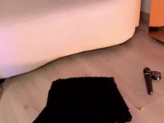 charlottee-08's Live Sex Cam Show