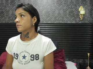 Live cam show with Hellen Curvelo