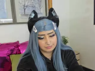 lussyevans's Live Sex Cam Show