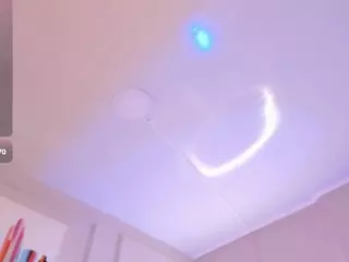 maddy-brooks's Live Sex Cam Show
