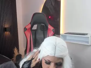 Sweetdevill's Live Sex Cam Show