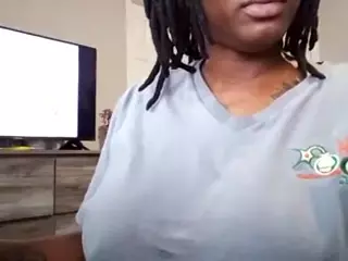 DarkBrownin14's Live Sex Cam Show