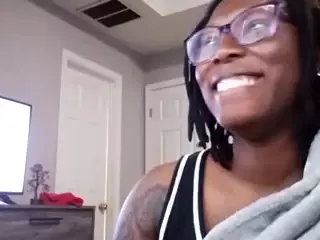 DarkBrownin14's Live Sex Cam Show