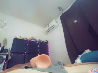 Vero Smokes's Live Sex Cam Show