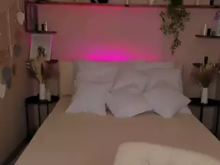 SelenaCuute's Live Sex Cam Show