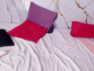 sofyqueen's Live Sex Cam Show
