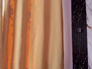 sofyqueen's Live Sex Cam Show