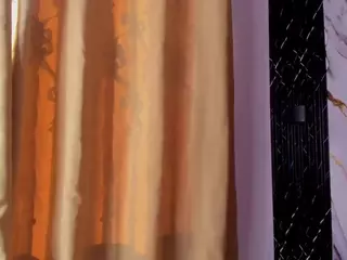 sofyqueen's Live Sex Cam Show