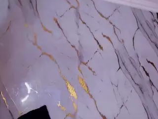 sofyqueen's Live Sex Cam Show