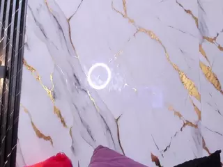 sofyqueen's Live Sex Cam Show