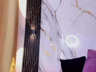 sofyqueen's Live Sex Cam Show