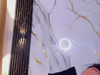 sofyqueen's Live Sex Cam Show