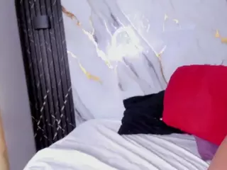 sofyqueen's Live Sex Cam Show