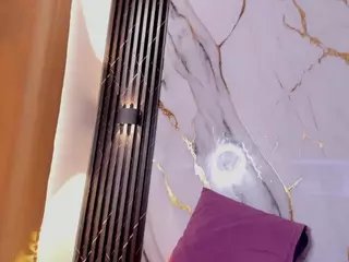 sofyqueen's Live Sex Cam Show