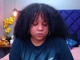 Aisha Evans's Live Sex Cam Show