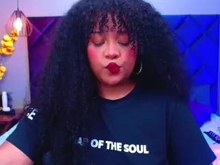 Aisha Evans's Live Sex Cam Show