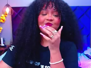 Aisha Evans's Live Sex Cam Show