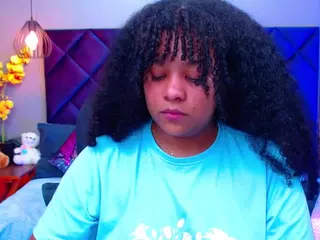 Aisha Evans's Live Sex Cam Show