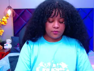 Aisha Evans's Live Sex Cam Show