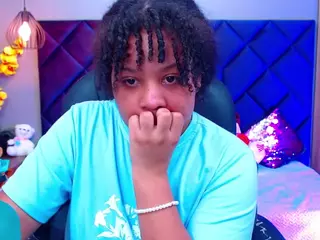 Aisha Evans's Live Sex Cam Show