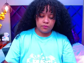 Aisha Evans's Live Sex Cam Show