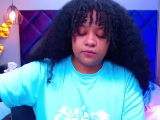 Aisha Evans's Live Sex Cam Show