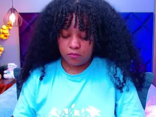 Aisha Evans's Live Sex Cam Show