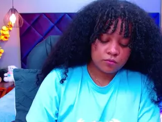 Aisha Evans's Live Sex Cam Show
