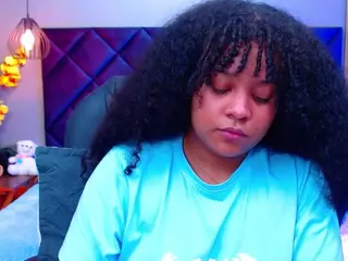 Aisha Evans's Live Sex Cam Show