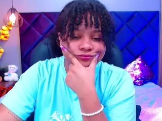 Aisha Evans's Live Sex Cam Show