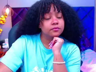 Aisha Evans's Live Sex Cam Show
