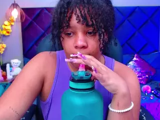 Aisha Evans's Live Sex Cam Show