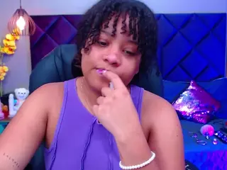 Aisha Evans's Live Sex Cam Show