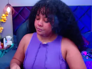 Aisha Evans's Live Sex Cam Show