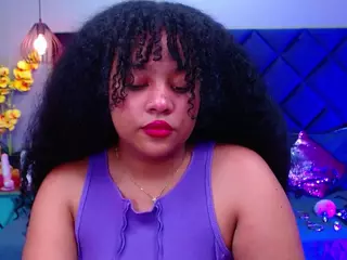 Aisha Evans's Live Sex Cam Show