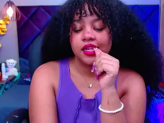 Aisha Evans's Live Sex Cam Show
