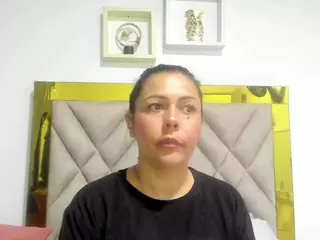 arianaSpate's Live Sex Cam Show