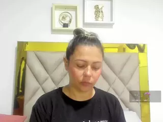 arianaSpate's Live Sex Cam Show