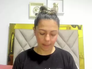 arianaSpate's Live Sex Cam Show