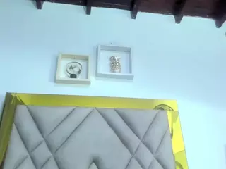 arianaSpate's Live Sex Cam Show
