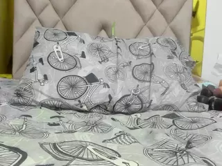 arianaSpate's Live Sex Cam Show